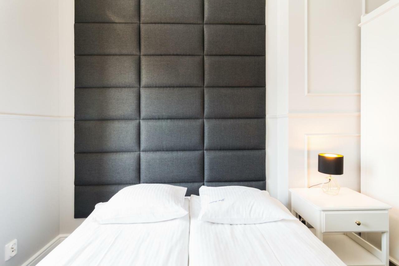 Executive 3 Bedroom By Your Freedom Warszawa