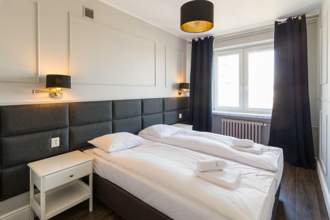 Апартаменти Executive 3 Bedroom By Your Freedom